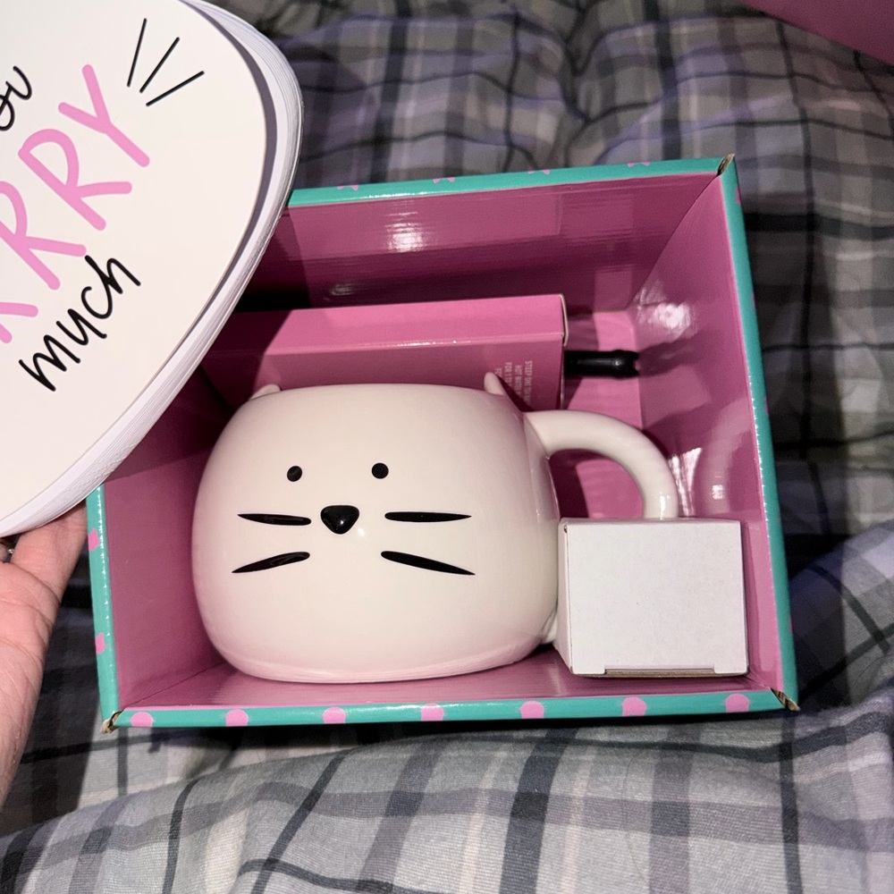 Best Cat Mom Ever Mug Set - Picture 6 of 7